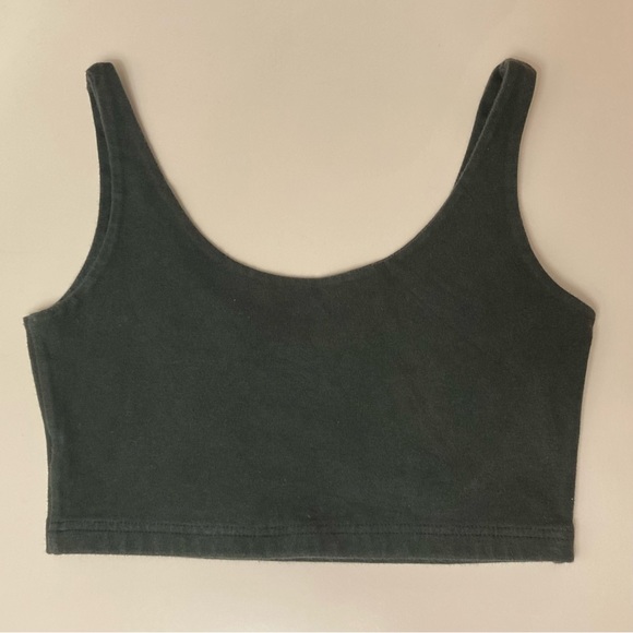 ERROR: Already sold but Poshmark won’t let me delete the listing!! - Picture 5 of 5